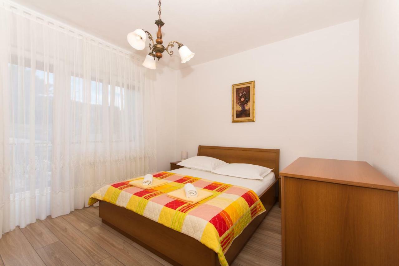 סלאטינה Apartman Domic מראה חיצוני תמונה