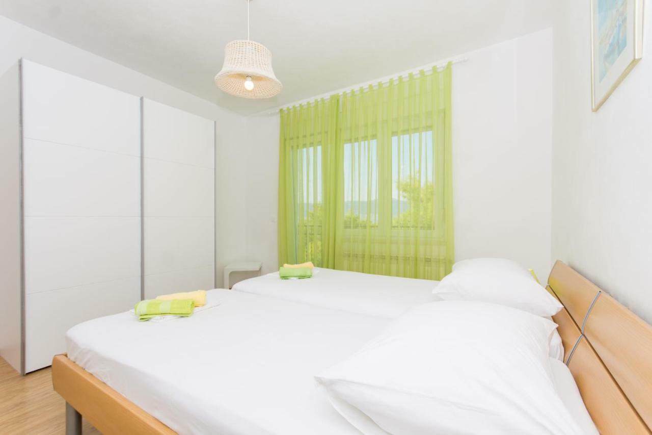 סלאטינה Apartman Domic מראה חיצוני תמונה